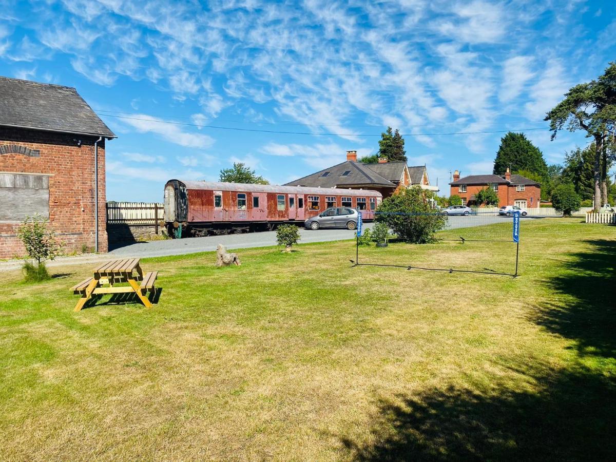 The Booking Office, Stoke Edith Station Hereford Exteriér fotografie